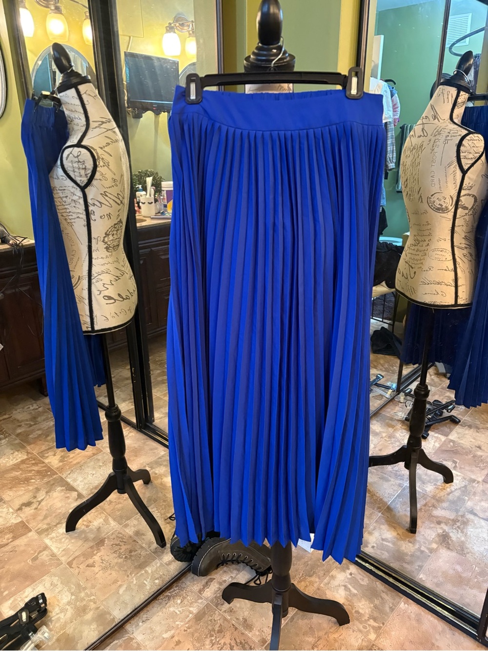 JODIFL Royal Blue Pleated Maxi Skirt
